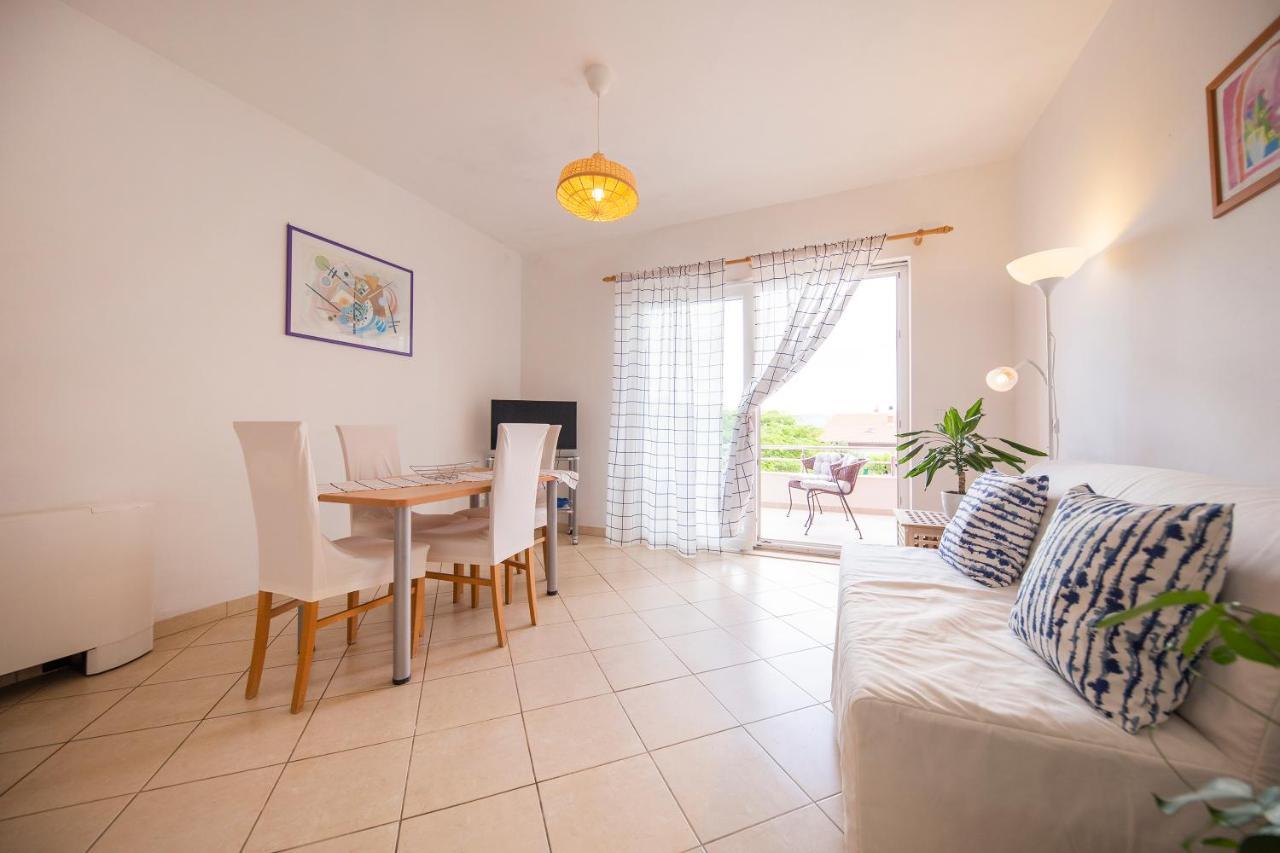 Apartments Leonarda Murter Bagian luar foto